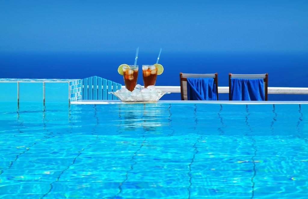 Miramare Hotel Folegandros Town Quarto foto