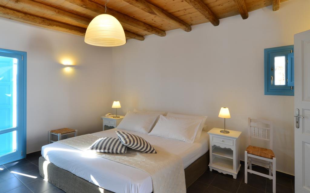 Miramare Hotel Folegandros Town Quarto foto